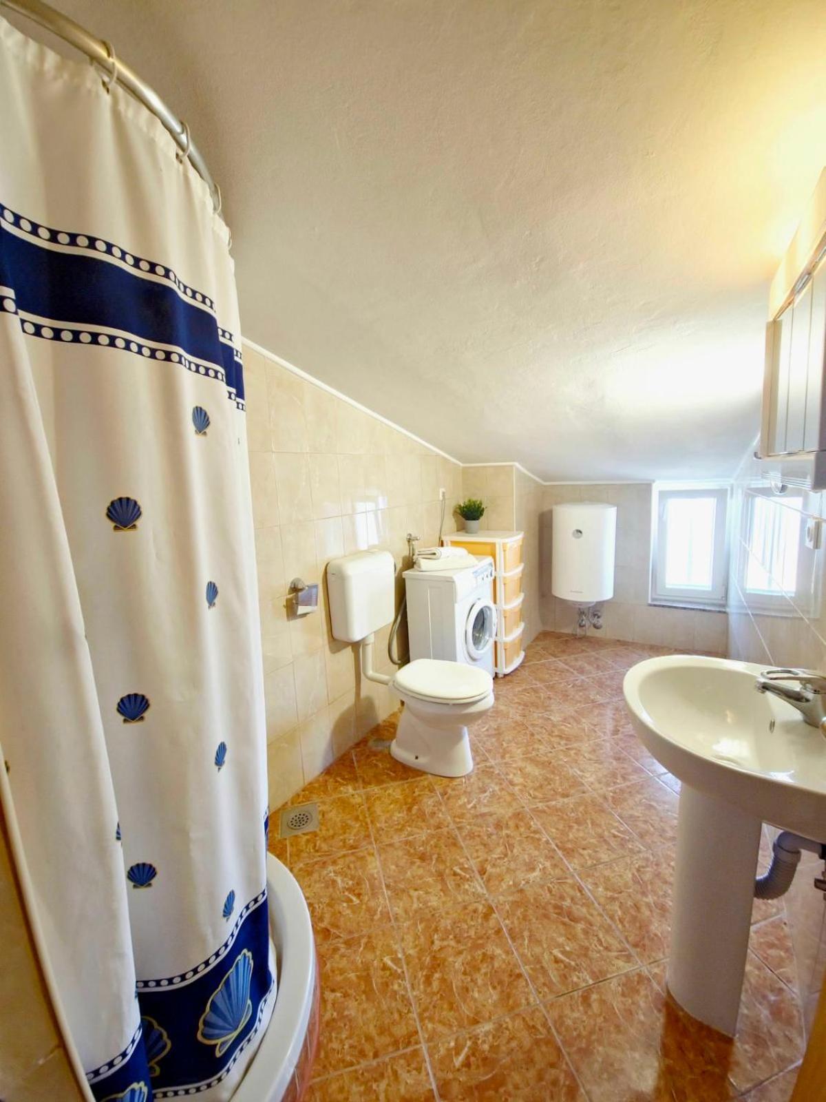 Apartment Jelena Rab Town Eksteriør bilde