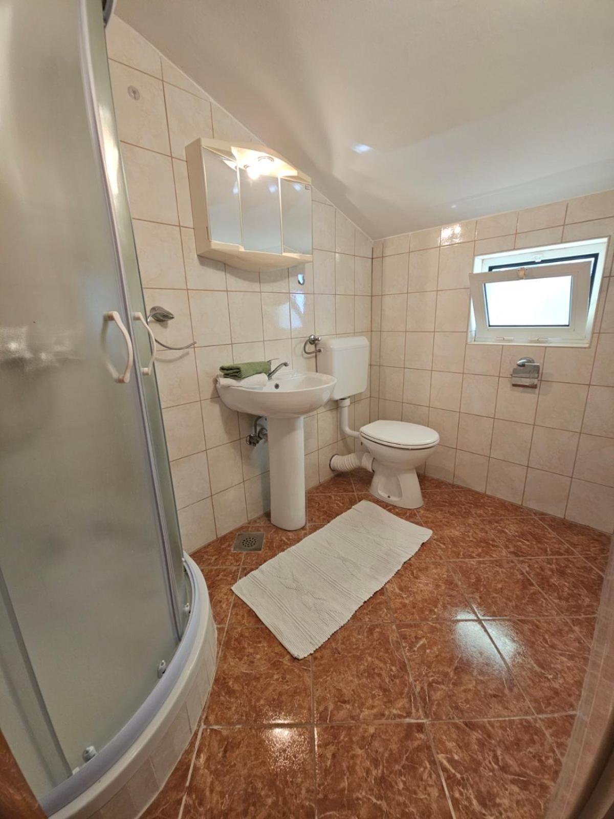 Apartment Jelena Rab Town Eksteriør bilde
